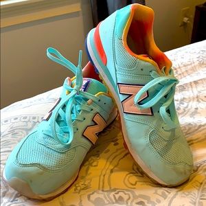 New Balance Girls 574s size 7